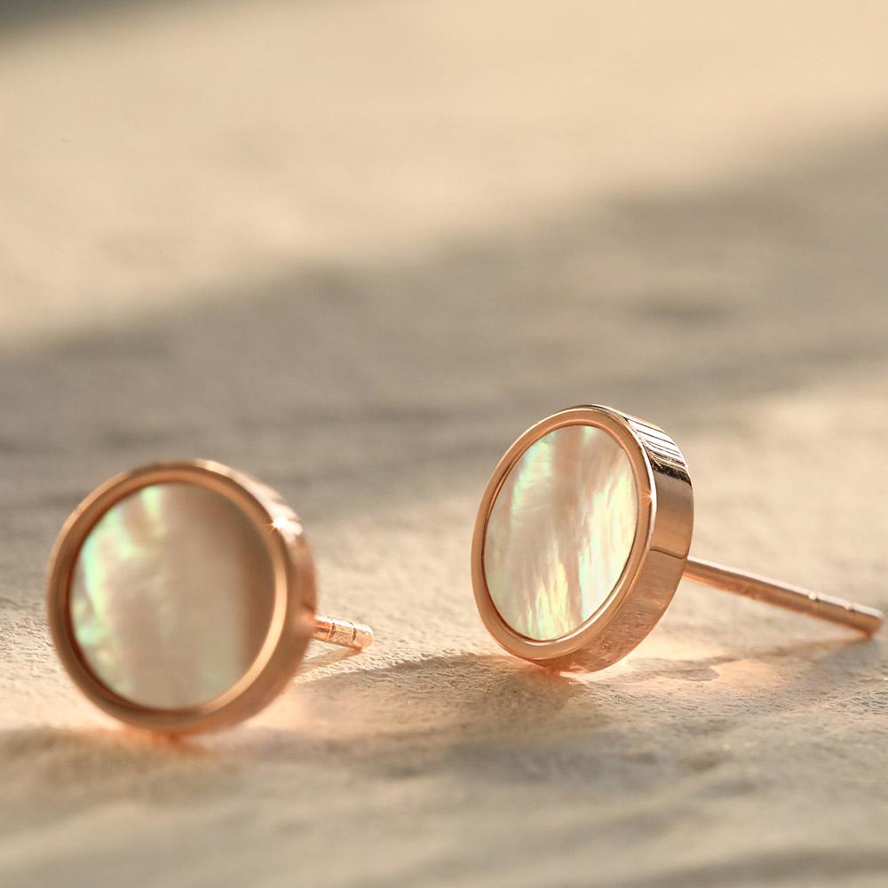 dainty everyday dainty Mother of Pearl Round Stud Earrings