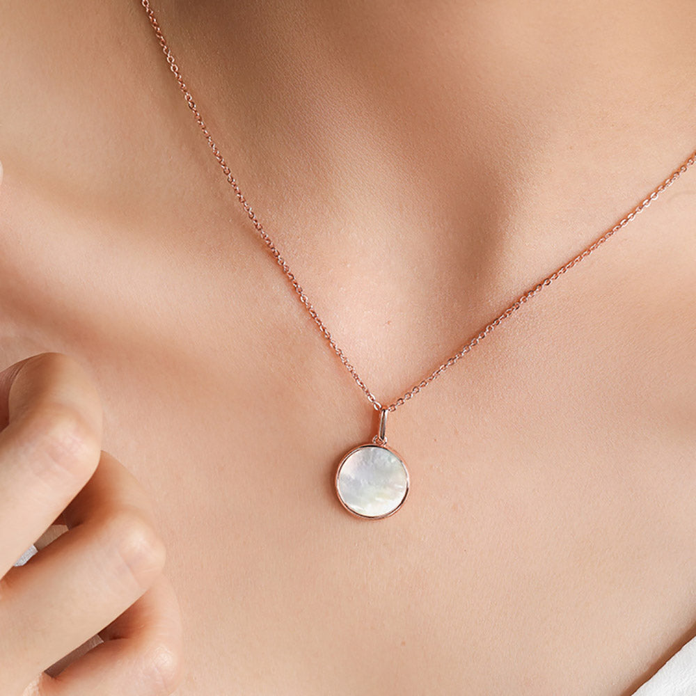 Mother of Pearl Round Pendant Necklaces for women